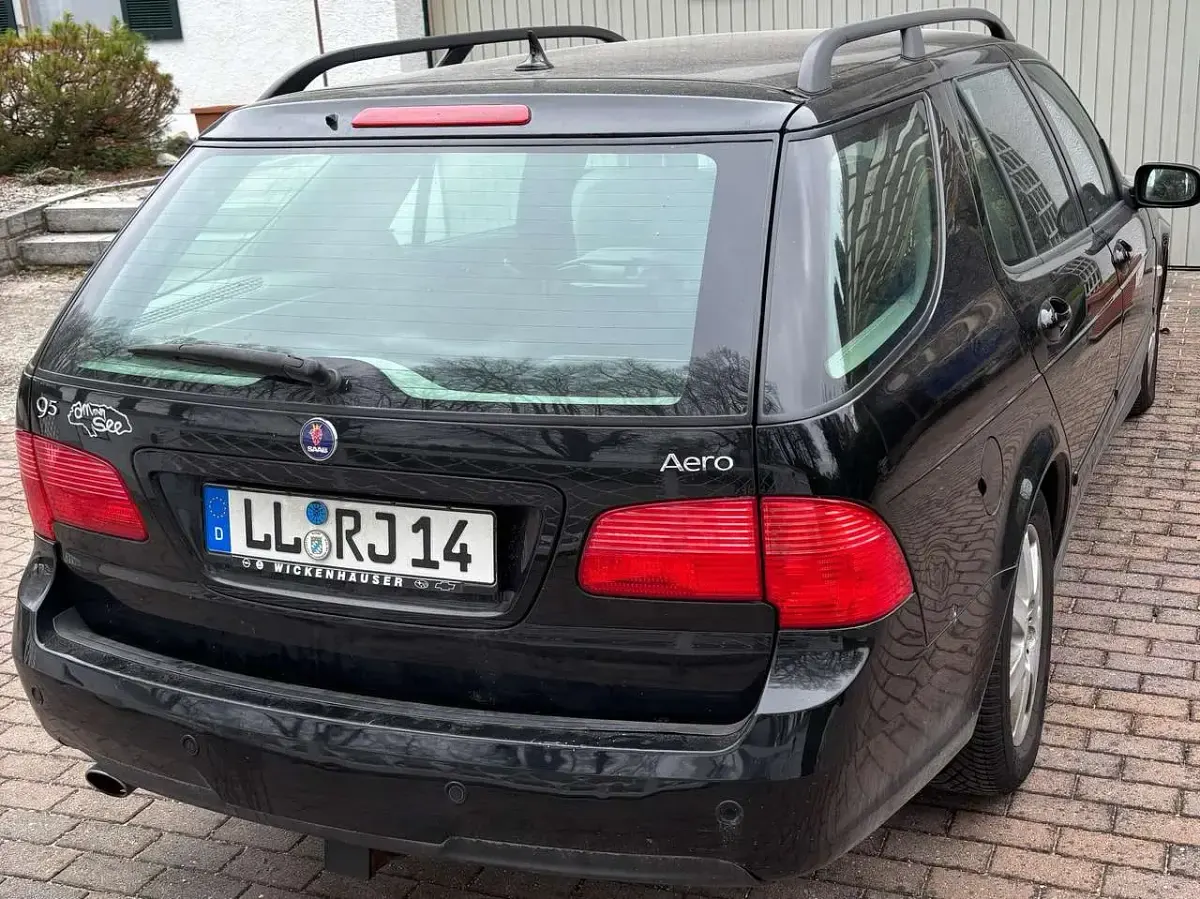 Używany Saab 9-5 Aero 260 KM (191 kW) 2007 Czarny Kombi