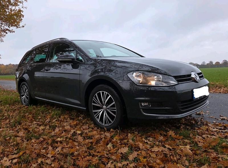 Grau Gebraucht 2016 VW Golf VII Allstar Kombi | 14.990 € (Fairer Preis) - Bild 1/4