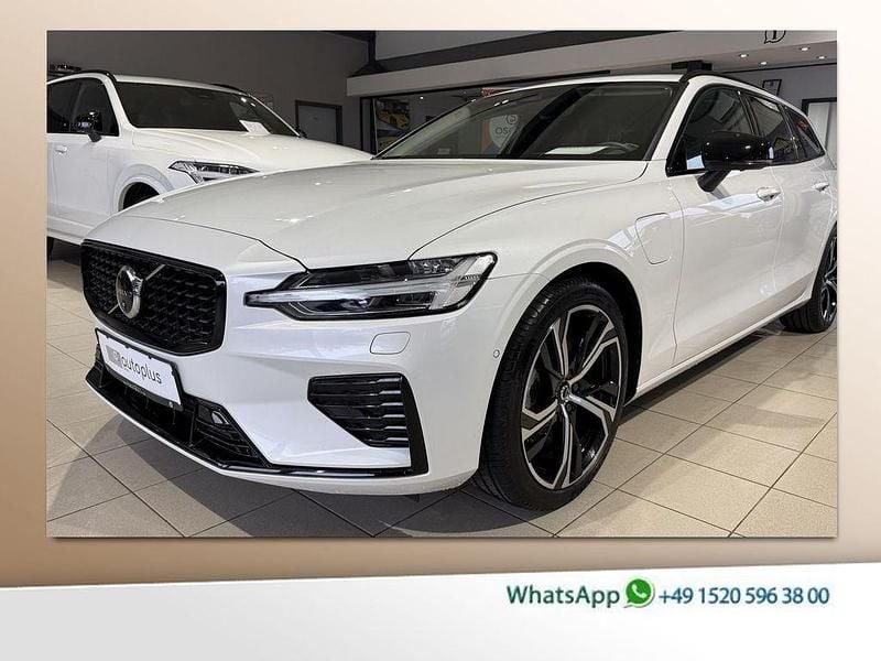 Weiß Gebraucht 2024 Volvo V60 Plus Kombi | 36.950 € (Superpreis) - Bild 1/4