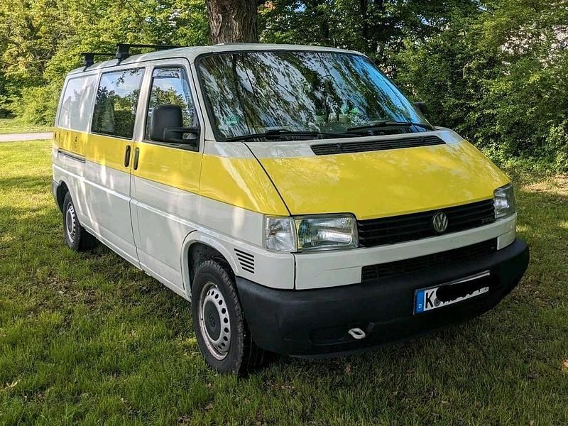 Weiß Gebraucht 2001 VW T4 Van | 9.900 € (Etwas zu teuer) - Bild 1/4