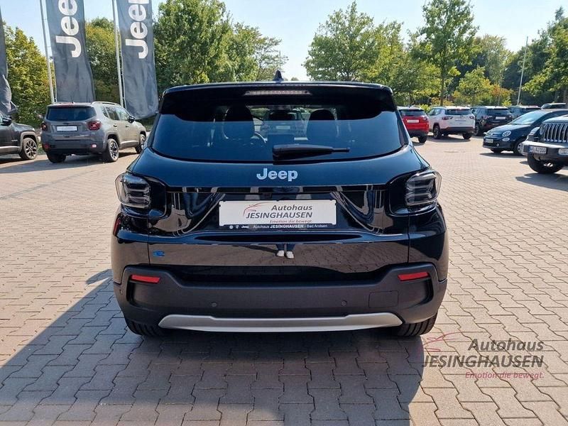 Gebraucht Jeep Avenger EV Summit 114 kW (156 PS) 2024 Volcano black SUV