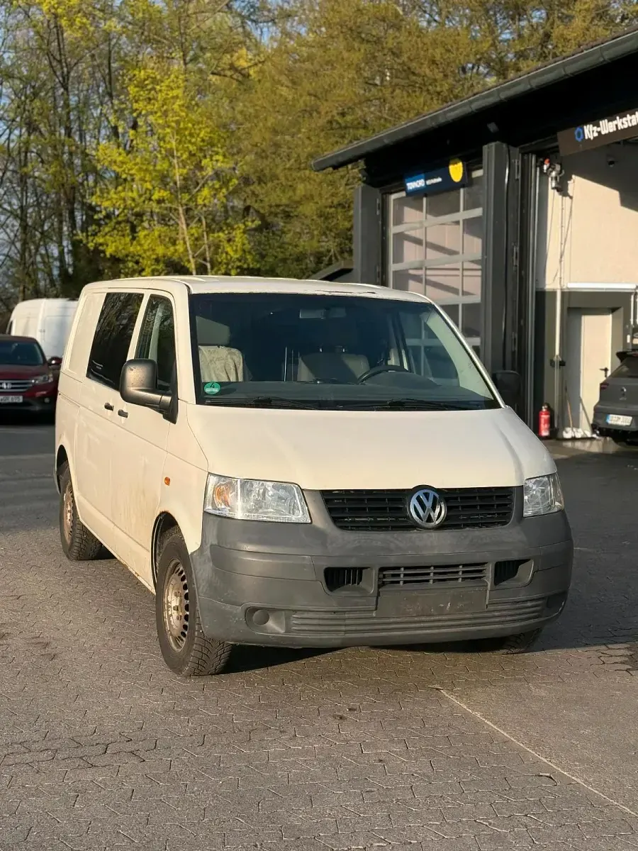 Second-hand VW Transporter 174 CP (127 kW) 2006 Bej Van