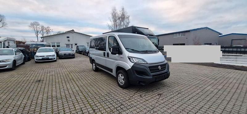 Grau Gebraucht 2020 Fiat Ducato Van | 15.700 € (Fairer Preis) - Bild 1/4