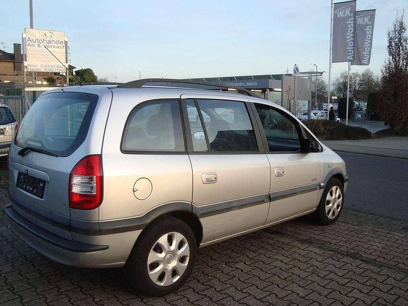 Gebraucht Opel Zafira Njoy 101 PS (74 kW) 2004 Grau Van / Kleinbus