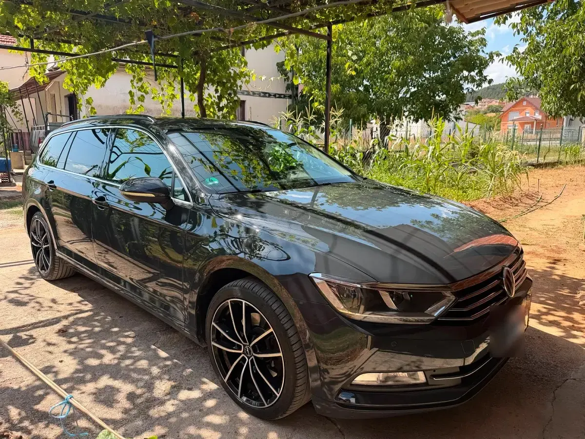 Gebraucht VW Passat Highline 150 PS (110 kW) 2018 Grau Kombi