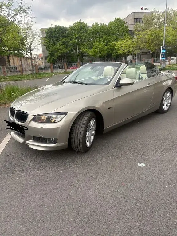 Gebraucht BMW 330 Cabriolet 231 PS (169 kW) 2009 Beige Cabrio