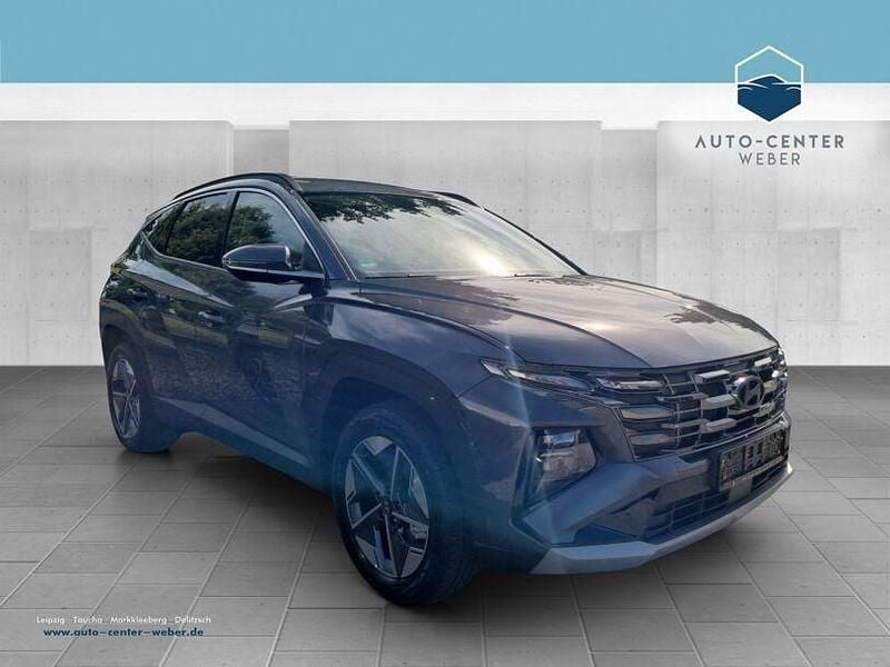 Grau Gebraucht 2025 Hyundai Tucson Trend SUV | 37.490 € (Superpreis) - Bild 1/4