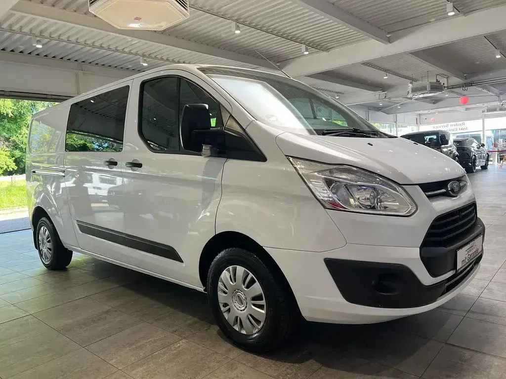Gebraucht Ford Transit Custom 131 PS (96 kW) 2017 Weiß Van / Kleinbus