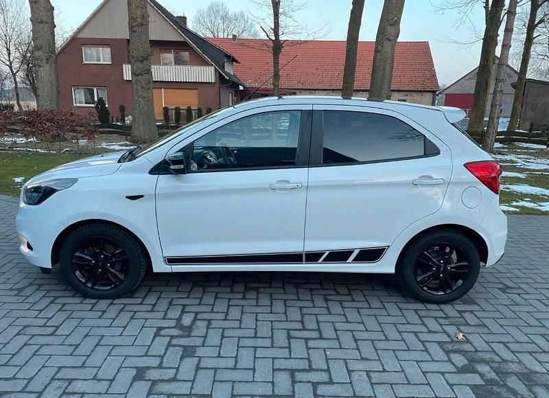 Begagnad Ford Ka Plus 86 HK (63 kW) 2018 Vit Halvkombi