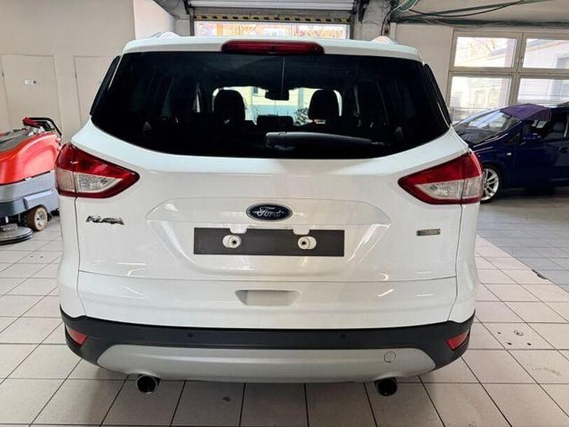 Gebraucht Ford Kuga SYNC Edition 150 PS (110 kW) 2016 Weiß SUV