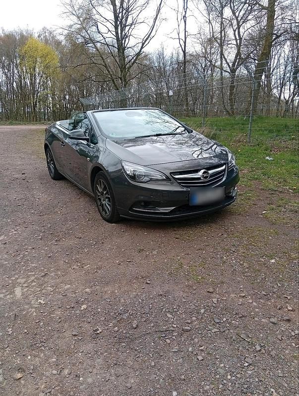 Gebraucht Opel Cascada 140 PS (102 kW) 2015 Grau Cabrio