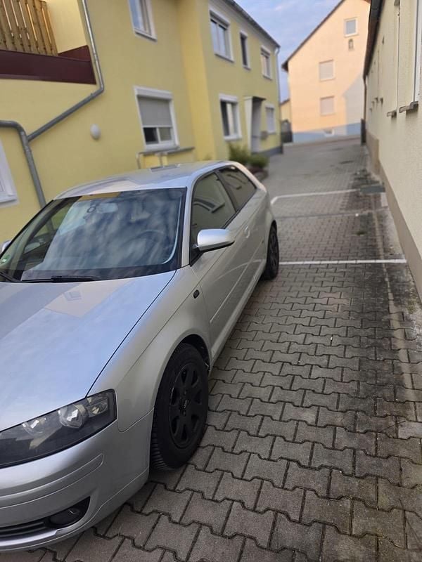 Second-hand Audi A3 105 CP (77 kW) 2005 Gri Hatchback