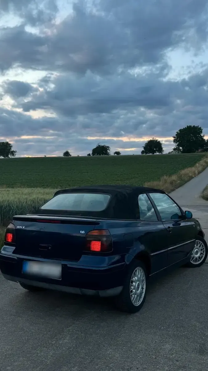 Gebraucht VW Golf 101 PS (74 kW) 1999 Blau Cabrio