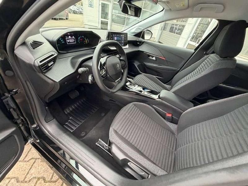 Gebraucht Peugeot e-208 Active 100 kW (136 PS) 2021 Schwarz Kleinwagen