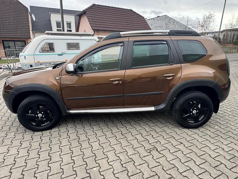 Gebraucht Dacia Duster Prestige 115 PS (84 kW) 2011 Braun SUV