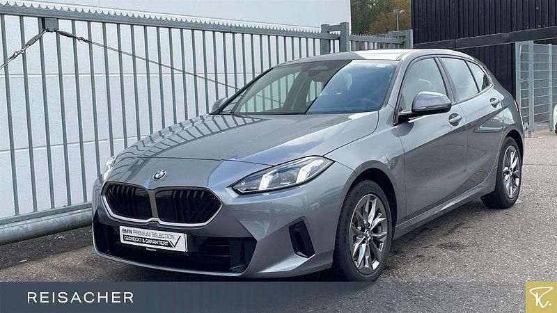 Skyscraper grau metallic Gebraucht 2024 BMW 120 Basis Kleinwagen | 29.999 € (Superpreis) - Bild 1/4