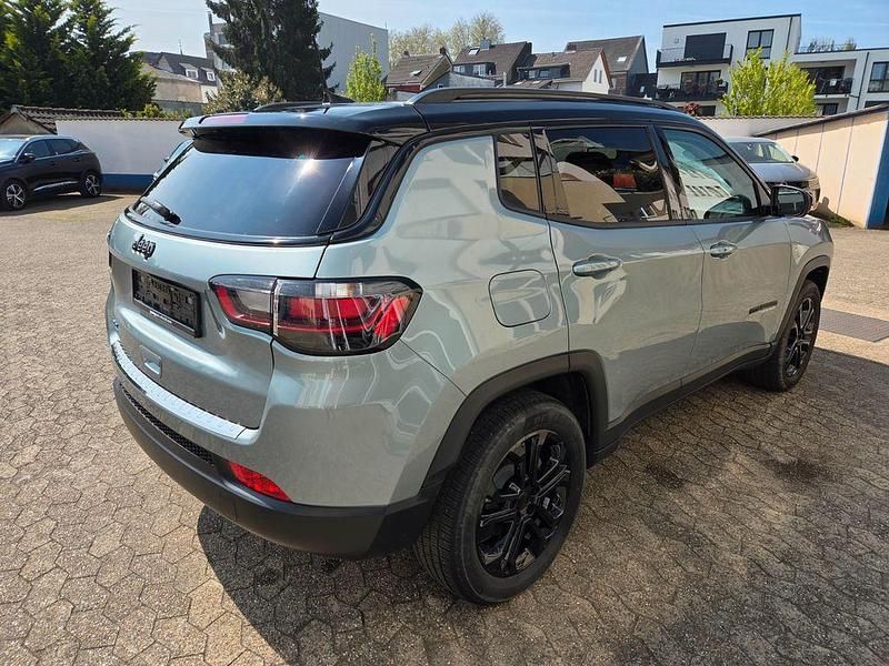 Second-hand Jeep Compass 241 CP (177 kW) 2022 Gri SUV