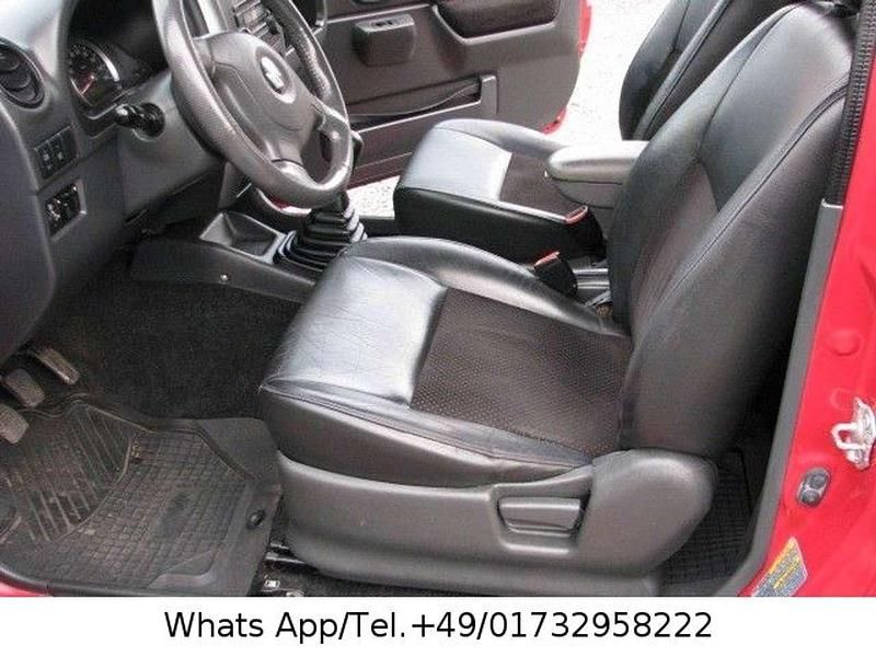 Używany Suzuki Jimny 86 KM (63 kW) 2007 Czerwony SUV