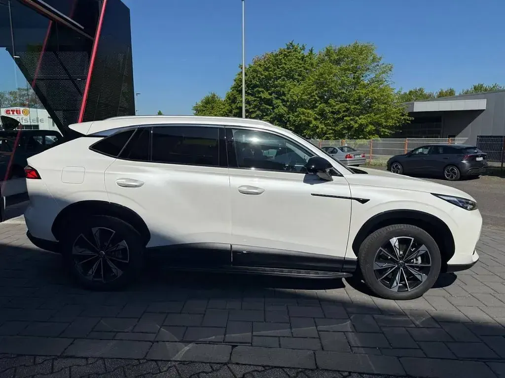 Usata MG HS 272 CV (200 kW) 2024 Bianco SUV
