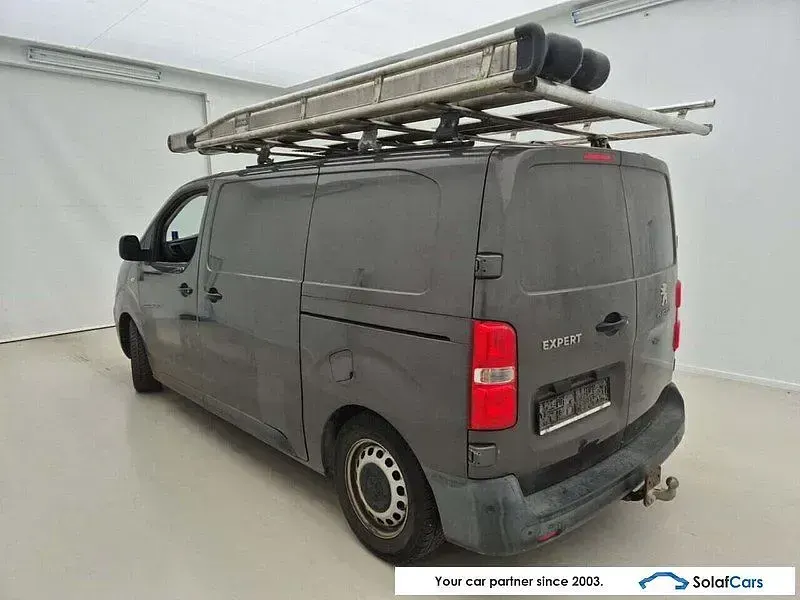 Gebraucht Peugeot Expert 120 PS (88 kW) 2021 Grau Van