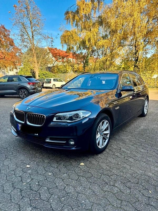 Blau Gebraucht 2014 BMW 530 Kombi | 11.000 € (Superpreis) - Bild 1/4