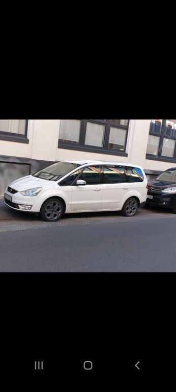 Weiß Gebraucht 2010 Ford Galaxy Van / Kleinbus | 3.750 € (Guter Preis) - Bild 1/4