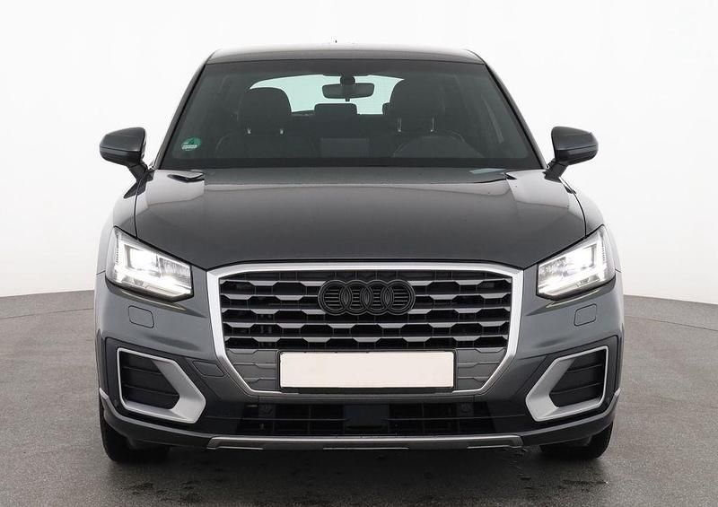 Gebraucht Audi Q2 S-Line 150 PS (110 kW) 2017 Grau SUV