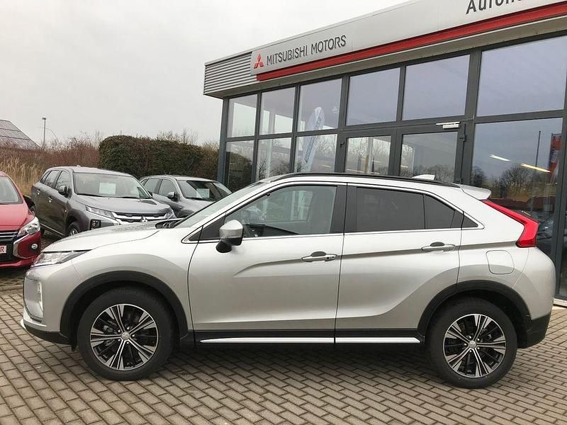 Gebraucht Mitsubishi Eclipse Cross Diamant Edition 163 PS (119 kW) 2020 Silber SUV