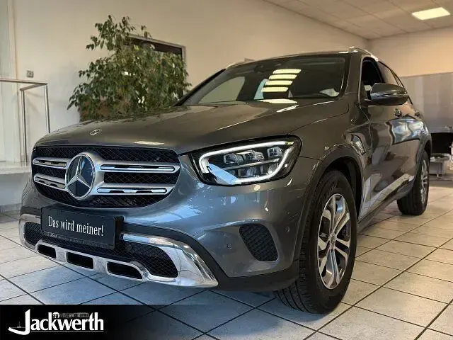 Gebraucht Mercedes GLC220 194 PS (142 kW) 2022 Lack selenitgrau SUV