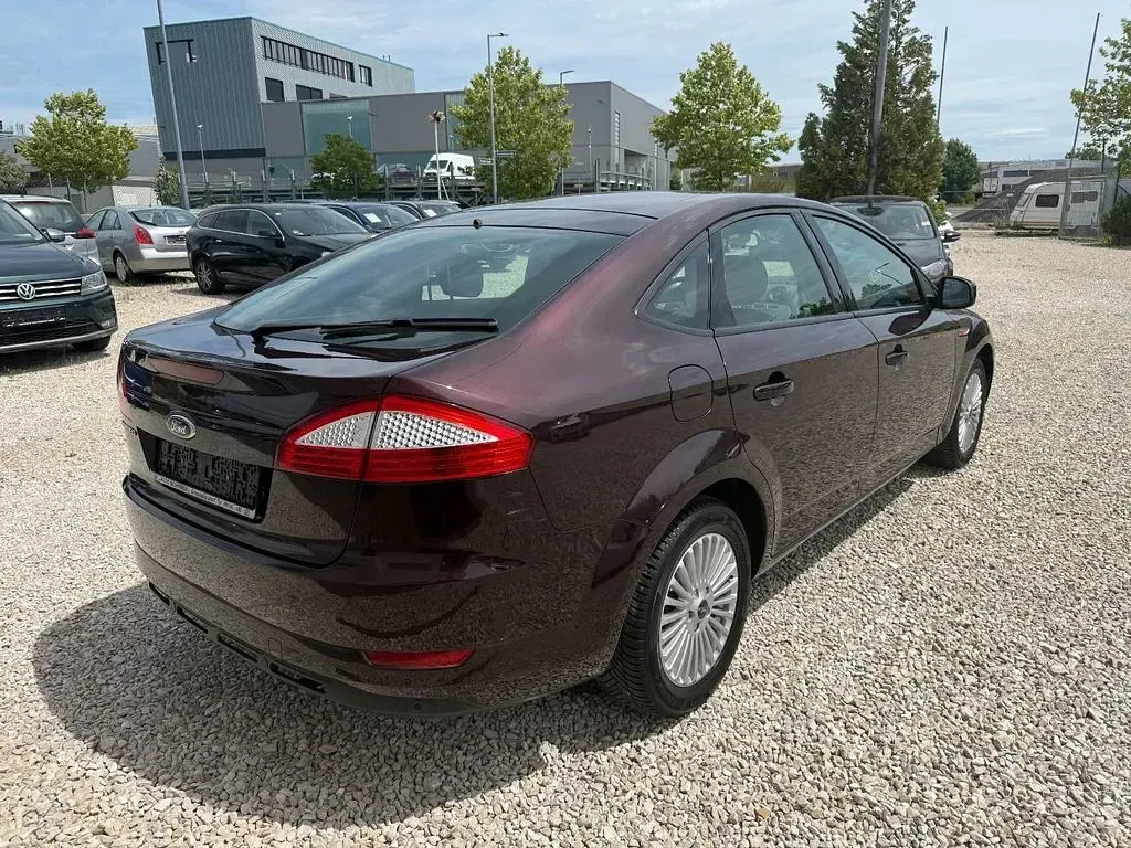 Gebraucht Ford Mondeo Trend 145 PS (106 kW) 2009 Braun Limousine