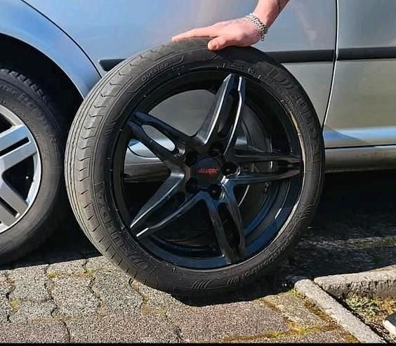 Gebraucht VW Golf IV 105 PS (77 kW) 2002 Silber Kleinwagen