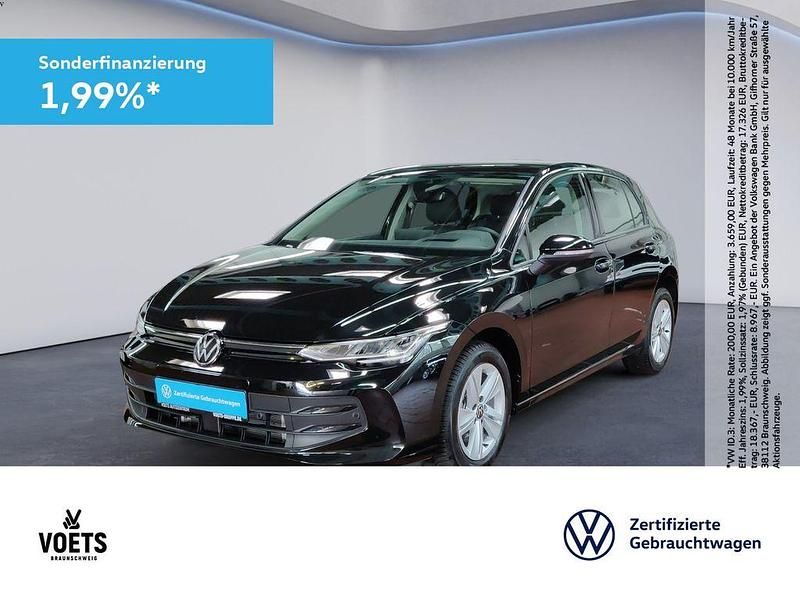 Grenadillschwarz metallic Gebraucht 2024 VW Golf VIII Life Limousine | 26.680 € (Fairer Preis) - Bild 1/4