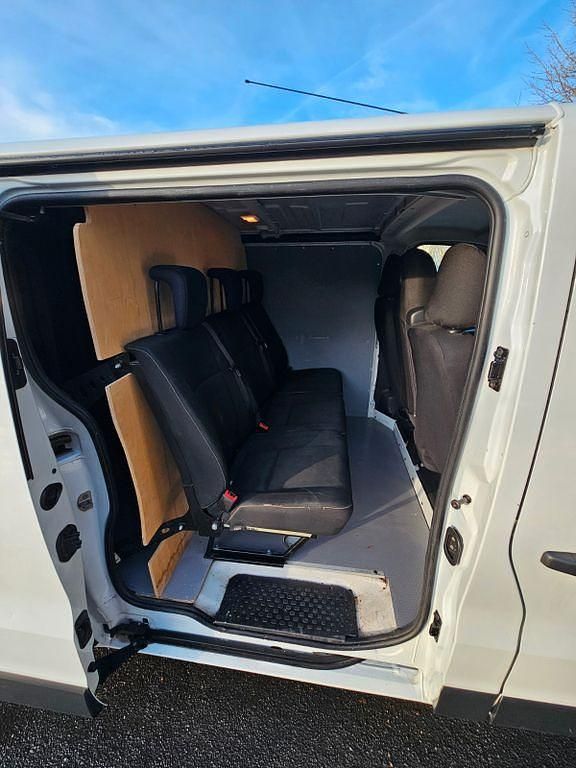 Gebraucht Renault Trafic 120 PS (88 kW) 2018 Weiß Van / Kleinbus