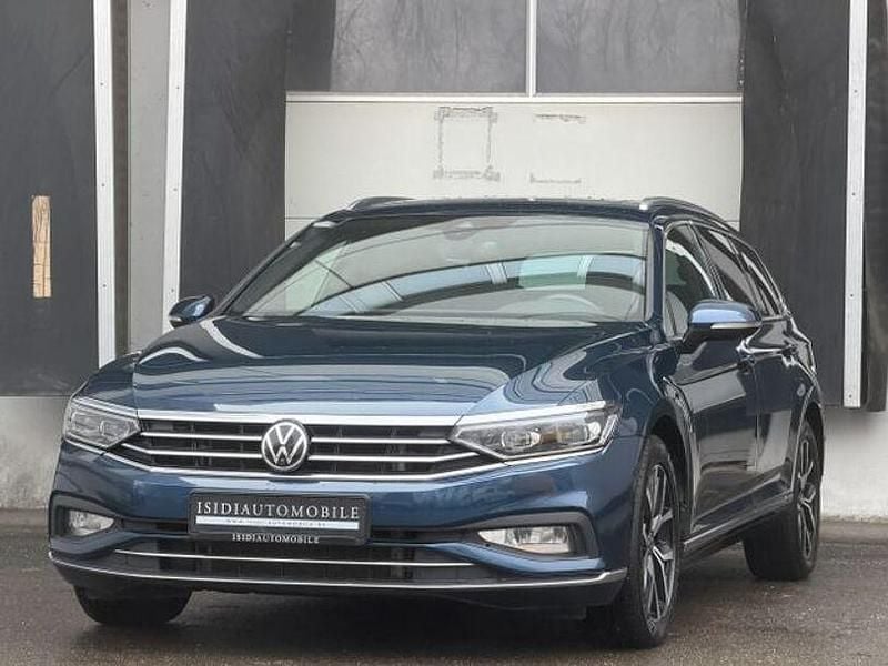 Gebraucht VW Passat Elegance 200 PS (147 kW) 2022 Blau Limousine