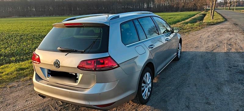 Gebraucht VW Golf VII Highline 150 PS (110 kW) 2015 Grau Kombi