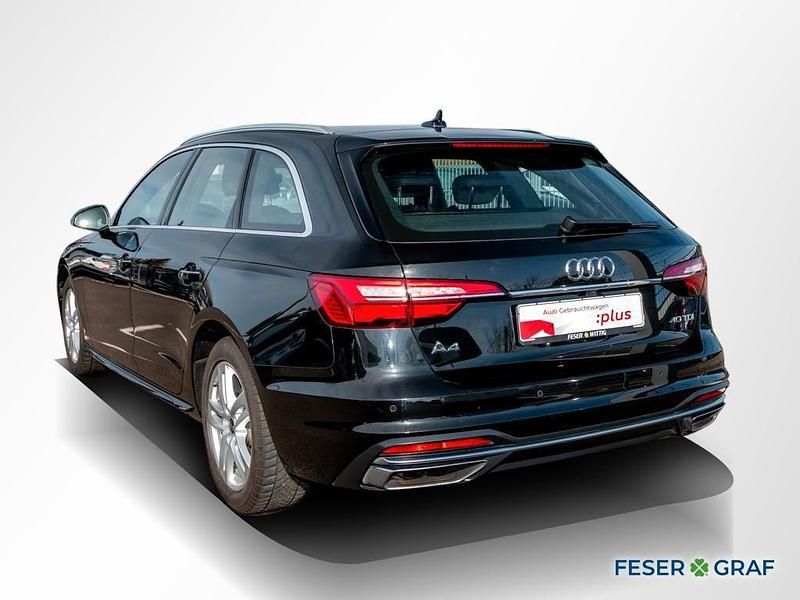 Gebraucht Audi A4 Advanced Plus 204 PS (150 kW) 2022 Mythosschwarz metallic Kombi