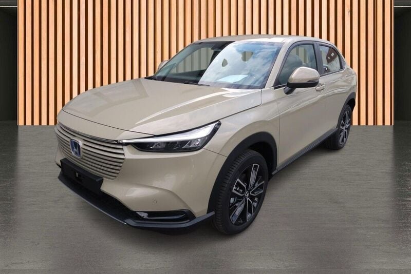 Gebraucht Honda HR-V Elegance 131 PS (96 kW) 2023 Sand khaki p. SUV