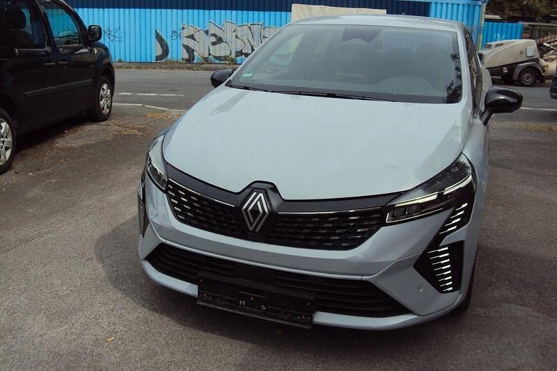 Gebraucht 2024 Renault Clio V Techno Limousine | 17.200 € (Guter Preis) - Bild 1/4