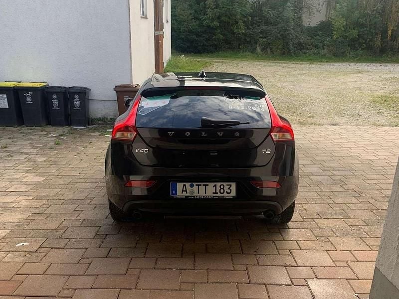 Gebraucht Volvo V40 120 PS (88 kW) 2014 Schwarz Kombi