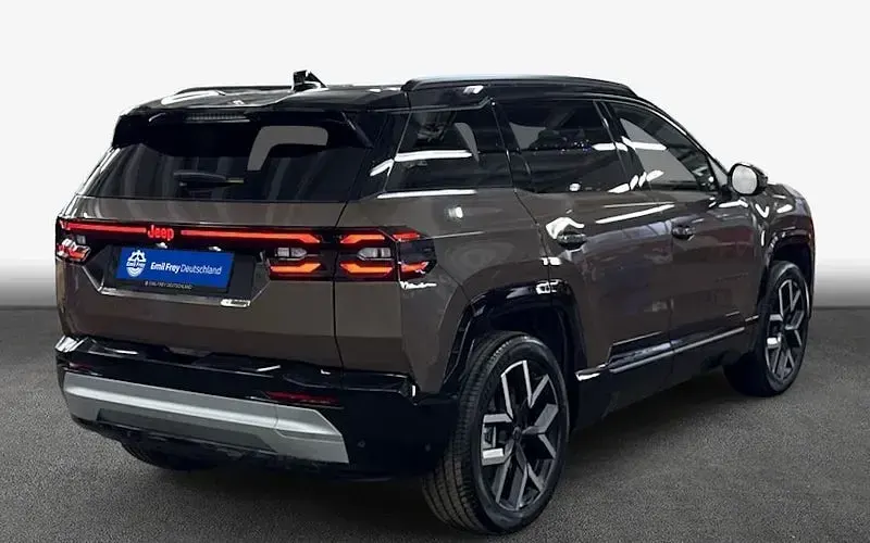 Gebraucht Jeep Compass 156 kW (213 PS) 2026 Amazonia green mit dach schwar SUV