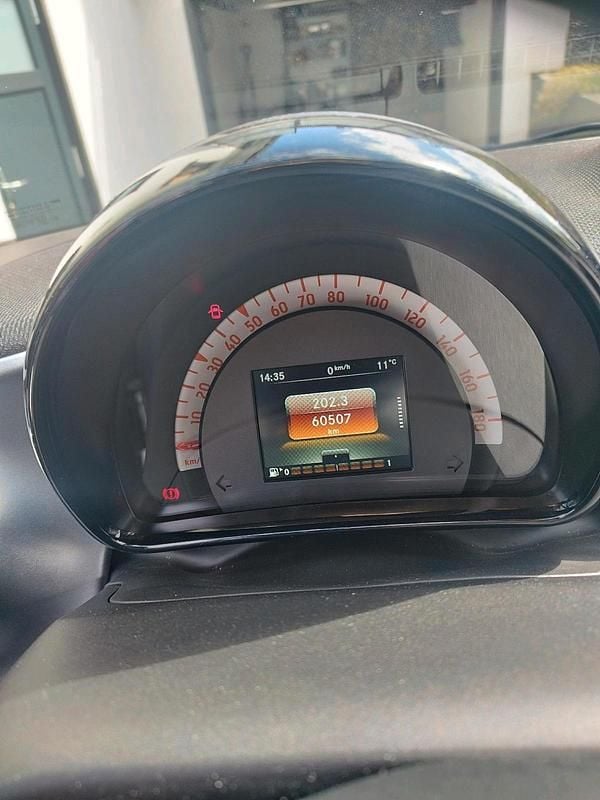 Gebraucht Smart ForFour 90 PS (66 kW) 2019 Braun Kleinwagen