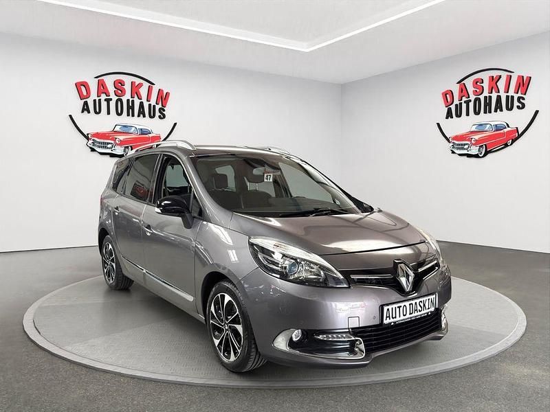 Grau Gebraucht 2016 Renault Scénic III Bose Edition Van / Kleinbus | 5.700 € (Fairer Preis) - Bild 1/4