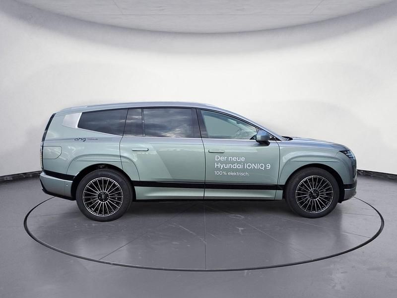Gebraucht Hyundai Ioniq 9 225 kW (307 PS) 2025 Grau SUV