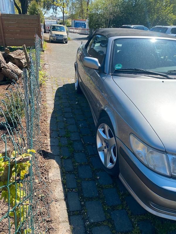Second-hand Saab 9-3 150 CP (110 kW) 2001 Gri Cabrio