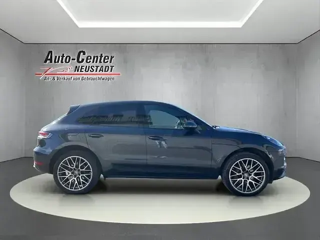 Gebraucht Porsche Macan 245 PS (180 kW) 2019 Grau SUV