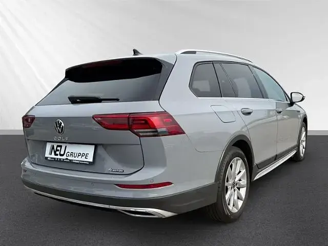 Gebraucht VW Golf Alltrack 200 PS (147 kW) 2022 Silber Kombi