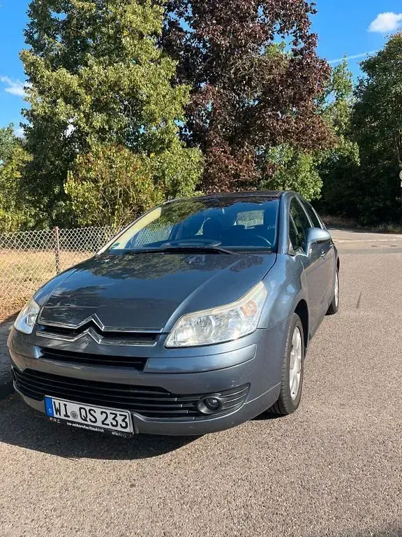 Gebraucht Citroën C4 Comfort 109 PS (80 kW) 2008 Grau Limousine