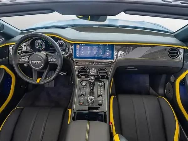 Gebraucht Bentley Continental 782 PS (575 kW) 2025 Silbergrau Limousine