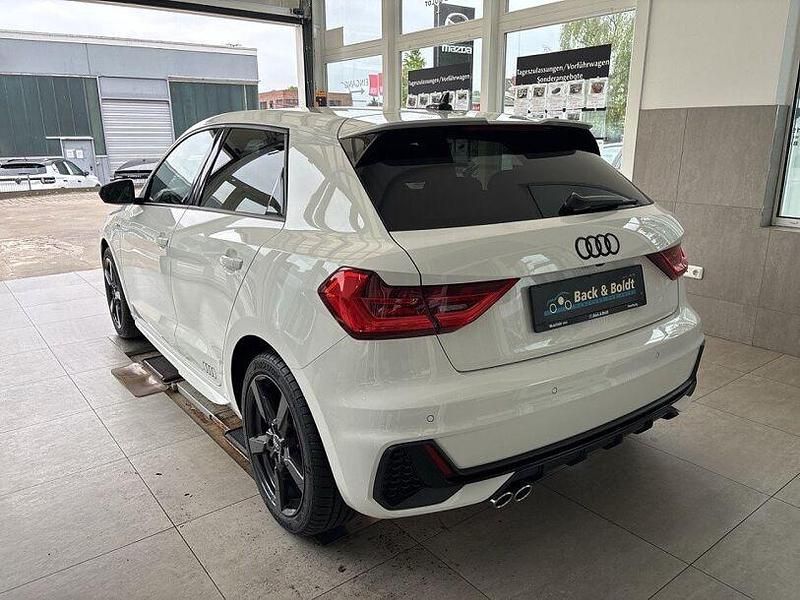 Gebraucht Audi A1 S-Line 207 PS (152 kW) 2025 Cortinaweiß Kleinwagen