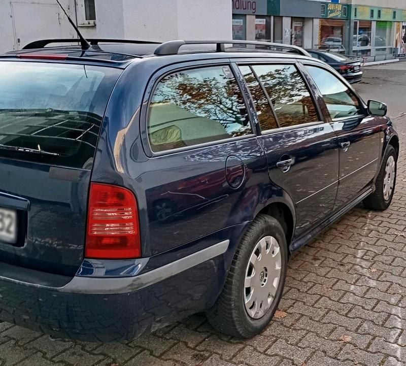 Gebraucht Skoda Octavia 102 PS (75 kW) 2001 Blau Kombi